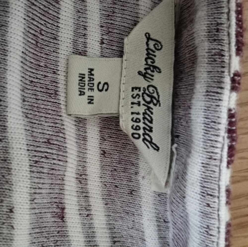Lucky brand Burgundy women's jacket Size Small - Picture 3 of 3